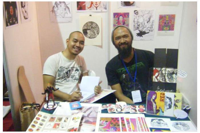 ario-anindito-dan-rukmunal-hakim-di-singapore-Toy,-Game,-&-Comic-Convention-2012