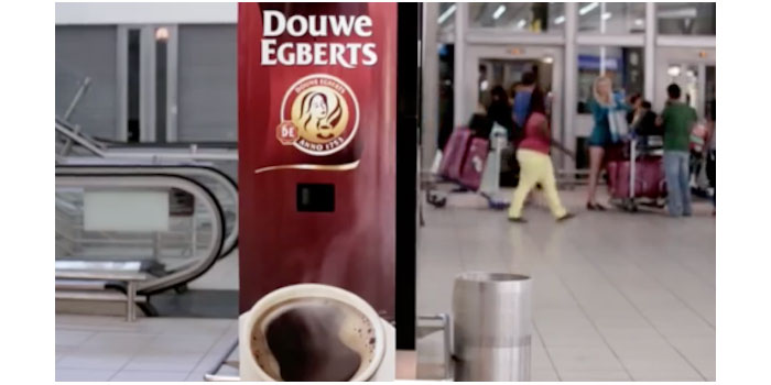vending-machine-serves-free-coffee