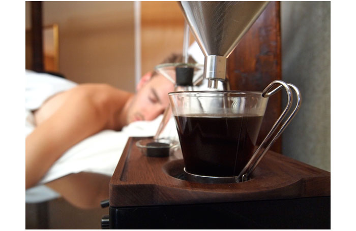 the-barisuer-alarm-clock-coffee-maker-03
