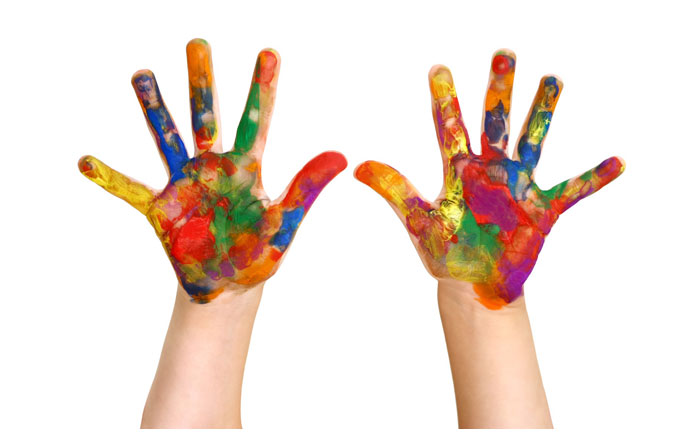 kids-painted-hands